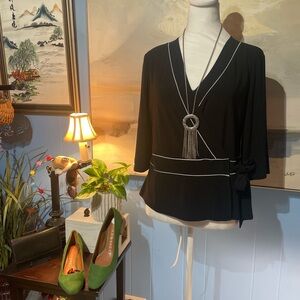 Susan Lawrence Elegant Black Blouse with White Accents